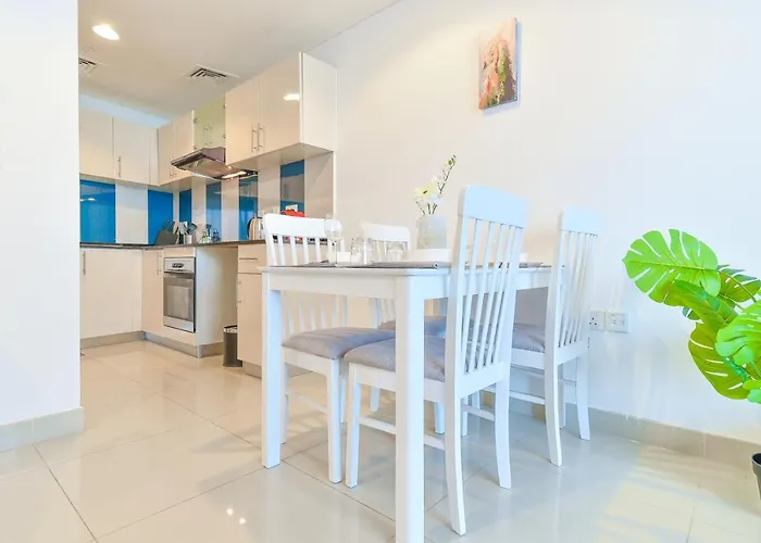 Scenic High Floor 1Br At Ocean Heights, Dubai Marina By Maxx Value Homes